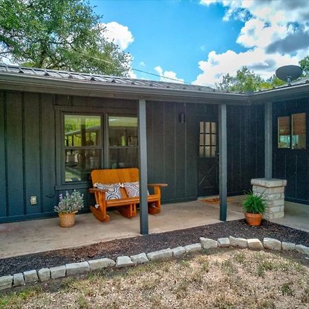 Relaxing Alpaca Ranch Mins From Downtown Wimberley Villa ภายนอก รูปภาพ