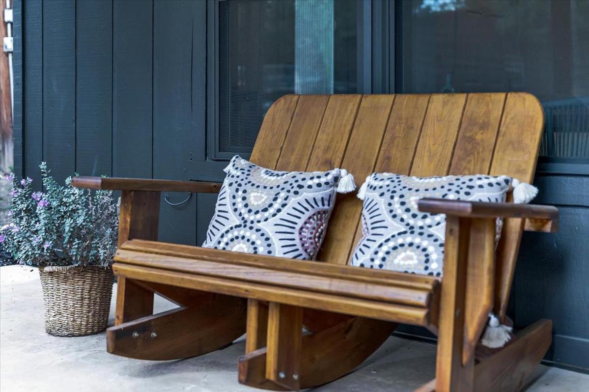 Relaxing Alpaca Ranch Mins From Downtown Wimberley Villa ภายนอก รูปภาพ